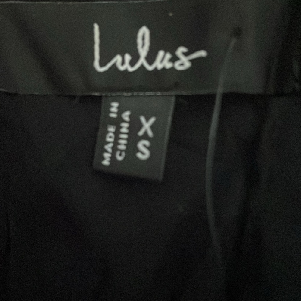 Lulus Burnout Floral Tiered Maxi Dress Womenn Size XS NWT - Picture 4 of 4